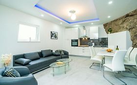 Hidden Gem Apartment